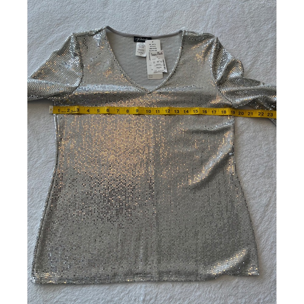 Prelude Silver Sequin Bell Sleeve V Neck Top‎ Size Medium - Picture 2 of 7